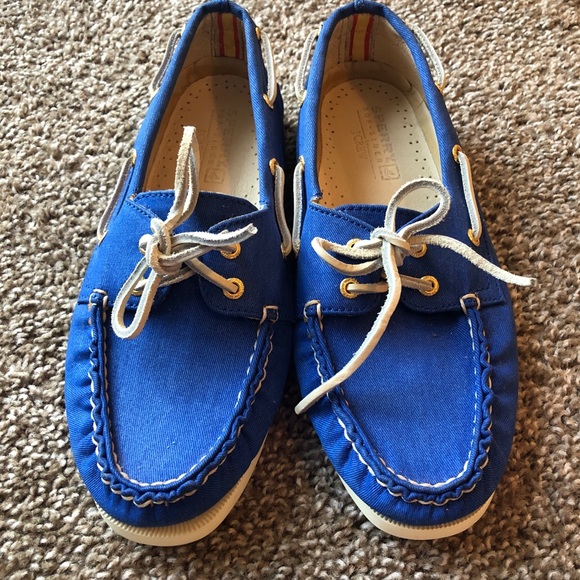 royal blue boat shoes